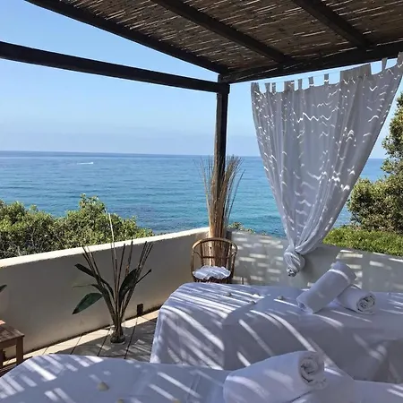 Punta Rossa ホテル