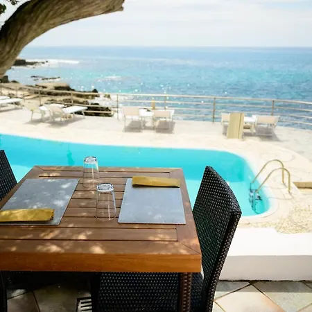 Punta Rossa Hotel