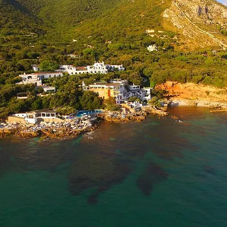 Punta Rossa ホテル