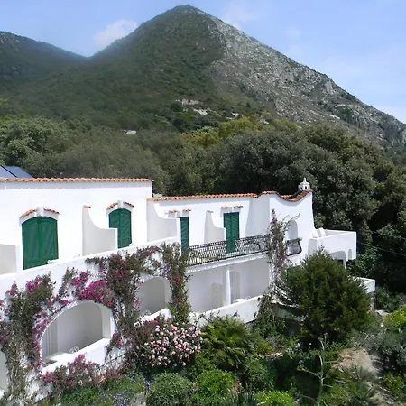 Punta Rossa 4*