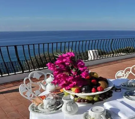 Hotel Punta Rossa 4*