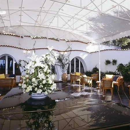 Punta Rossa Hotel