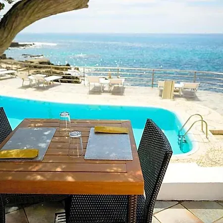 Punta Rossa Hotel 4*