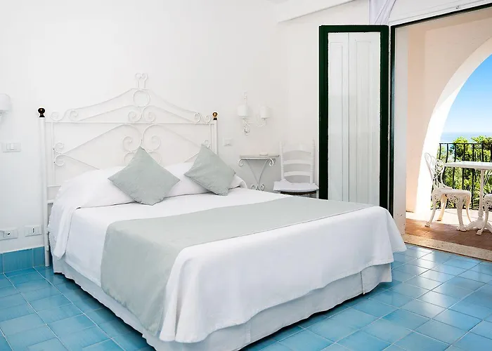 Punta Rossa Hotel 4*